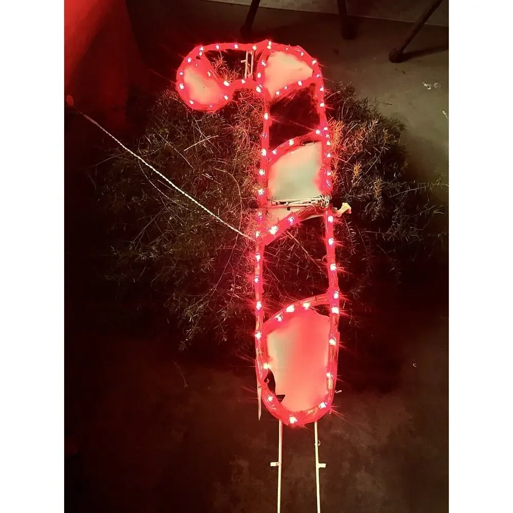 1998 Mr Christmas Candy Cane Light Sculpture 50 Inch Tall Outdoor Decoration